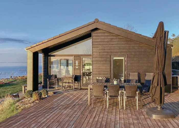 Nyaraló With A Fireplace 04